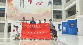 芒果体育-关于热身赛巅峰对决！陇右独角兽队惊险晋级吴越鲨队队，排球赛场再起波澜；全面提速抢占先机的信息